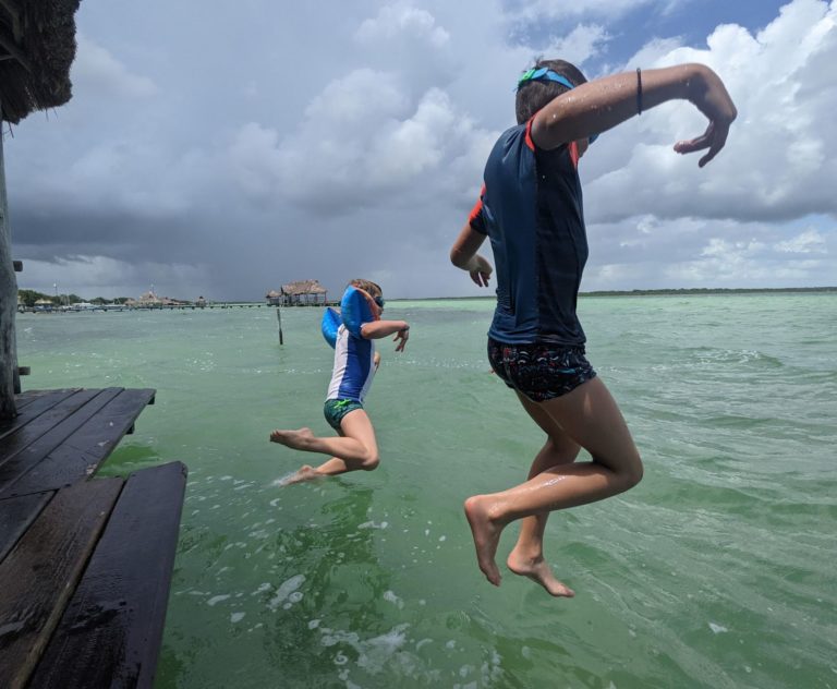 Saut enfants