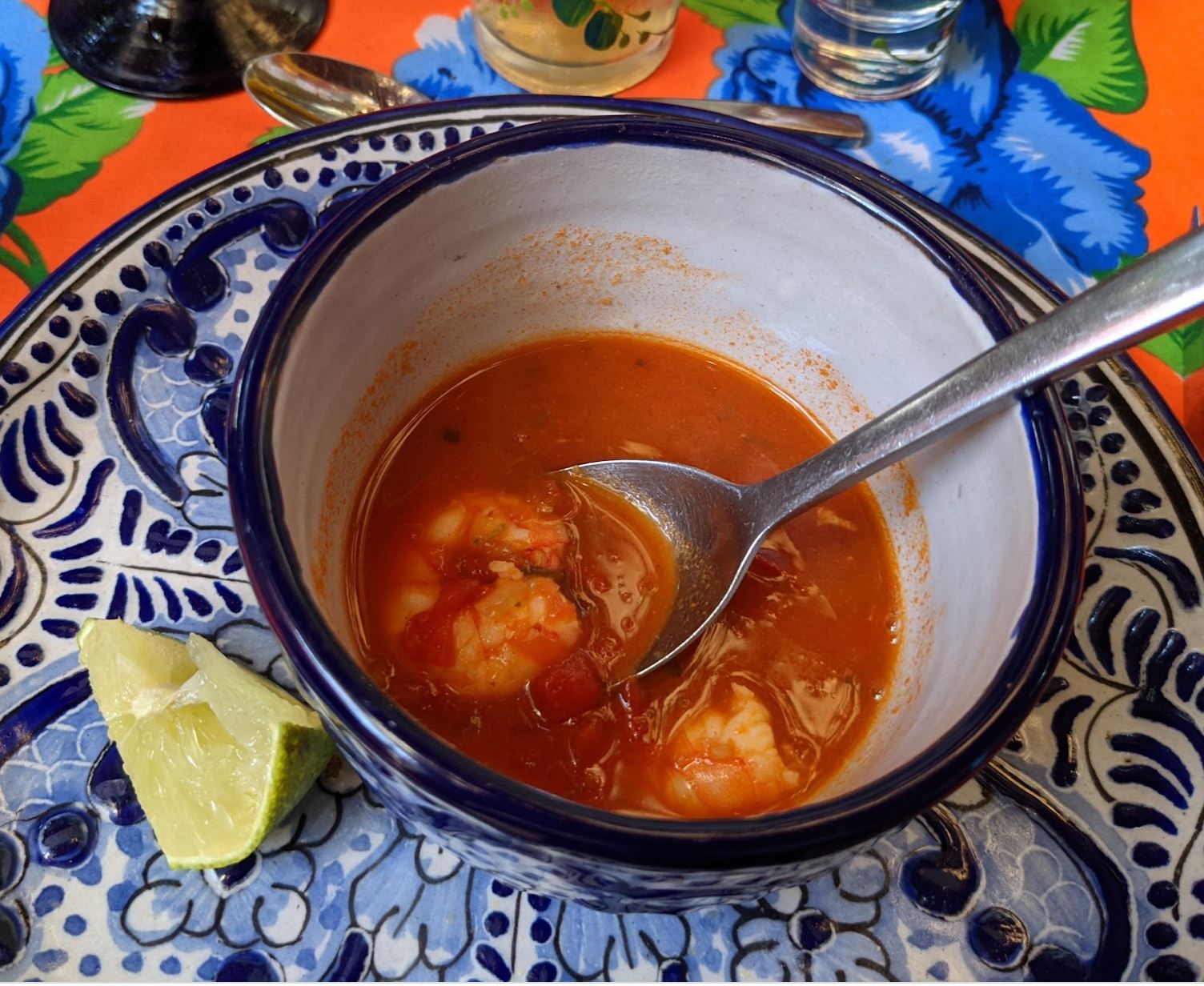 Recette – Mexique : Soupe de crevettes Oaxaquenienne